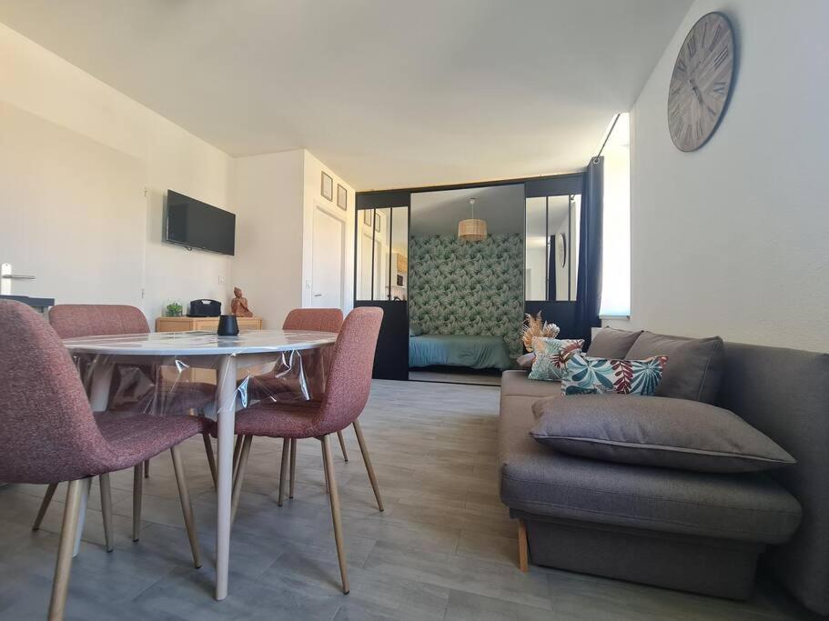 Bel Appartement Meximieux Centre Ville 2 Chambres ภายนอก รูปภาพ